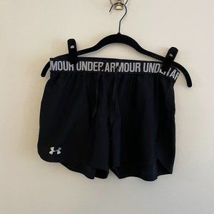 BLACK UNDER ARMOUR RUNNING SHORT